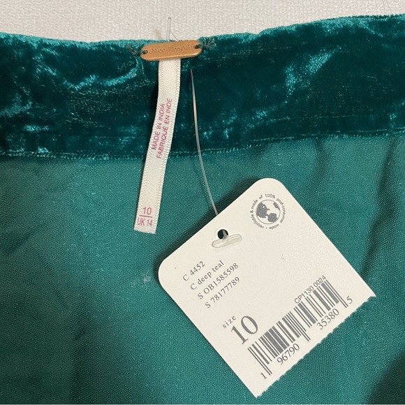 NWT New Free People Annalise Deep Teal Green Velvet Mini Skirt Size 10 - Picture 6 of 8